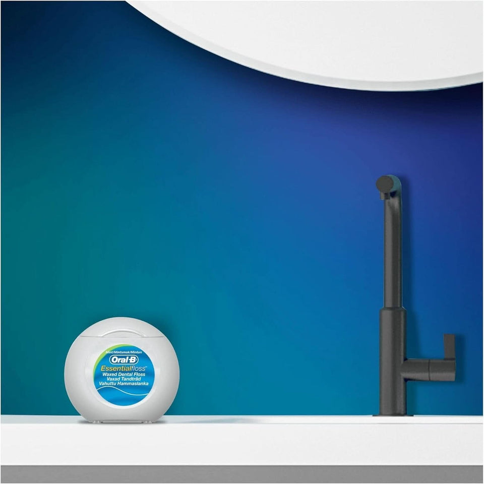 Oral-B Essential Waxed Dental Floss 50m